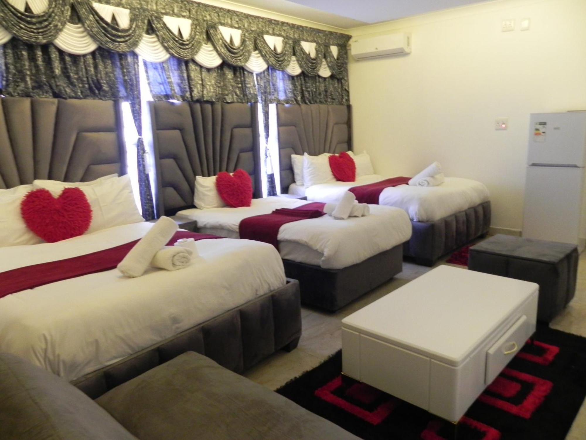 Gold Crown International Hotel Johannesburg Buitenkant foto
